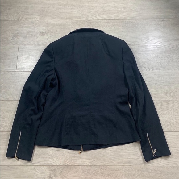 ESCADA Black Zipper Ruffle Blazer Jacket - Picture 3 of 11